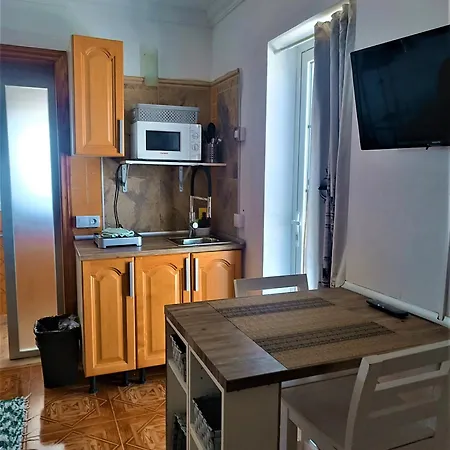 Solo Adultos, Tuneras カントリーハウス *